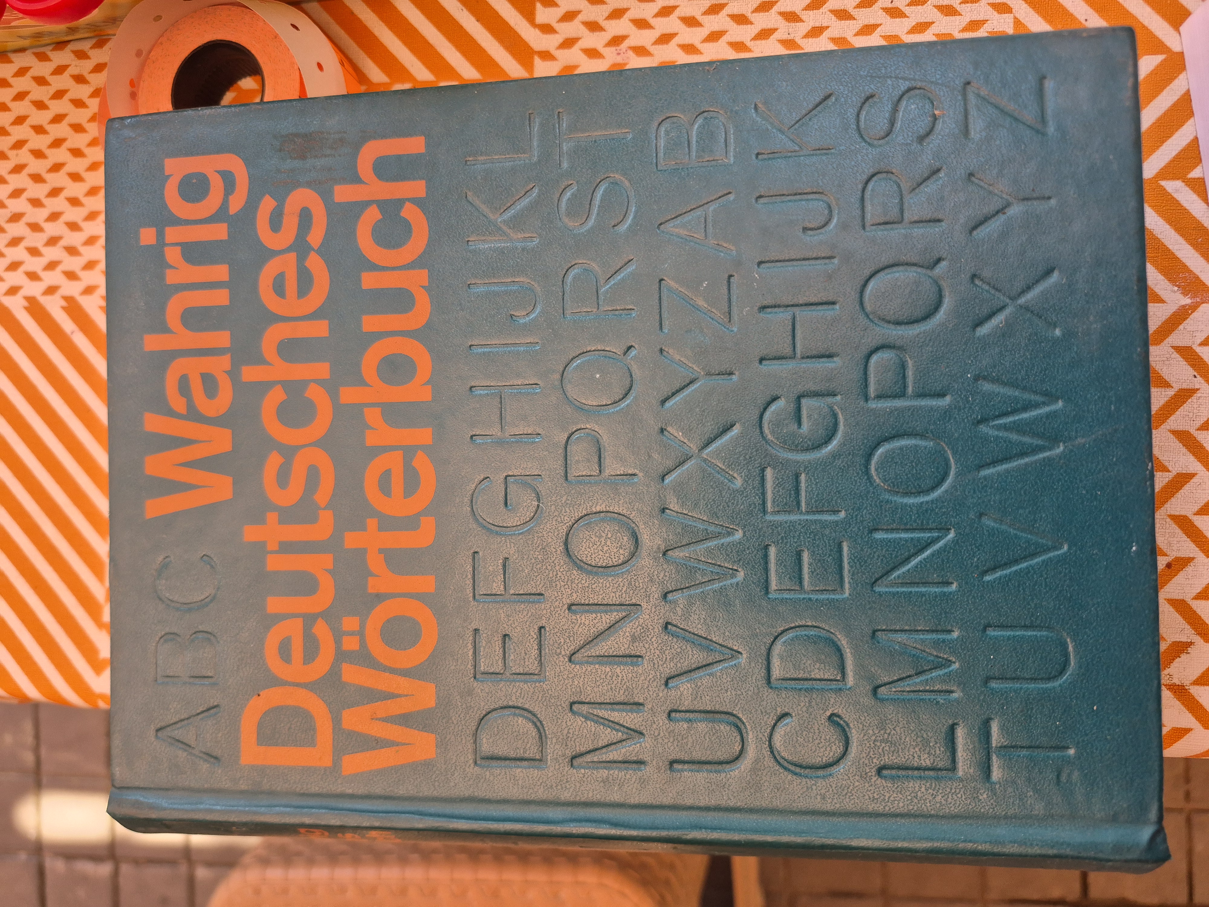 Wahrig deutsches wörtterbuch kapak görseli